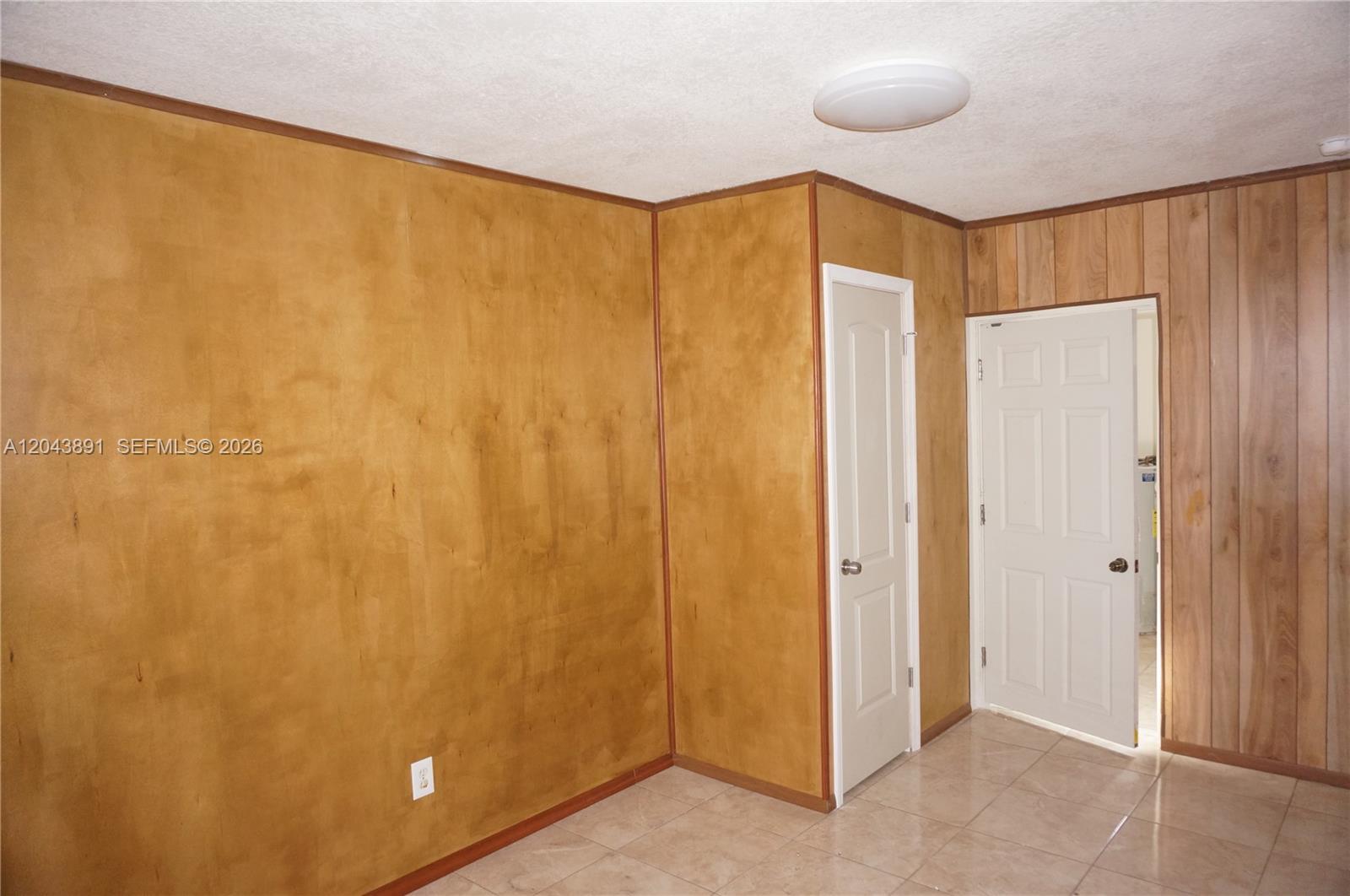 A12043891 Property Photo 18