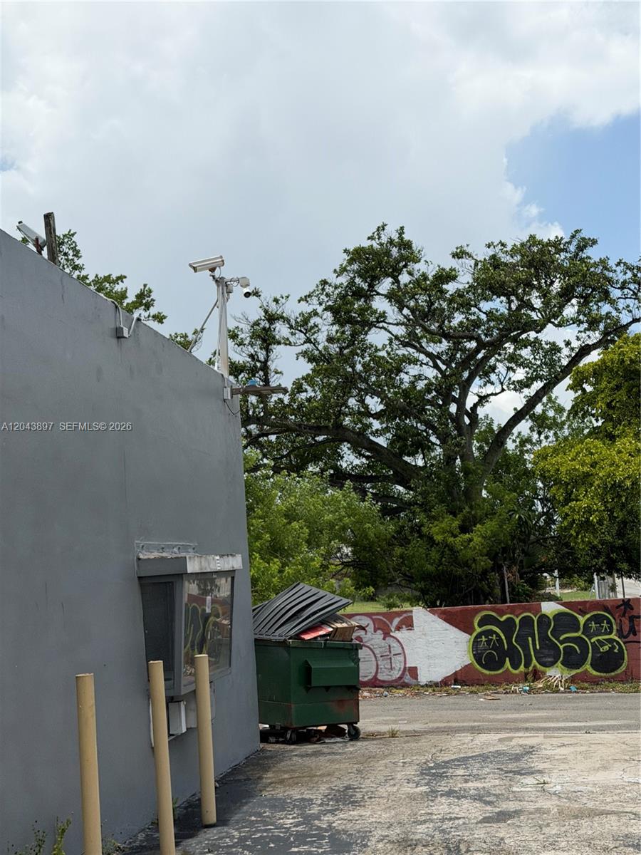 A12043897 Property Photo 3