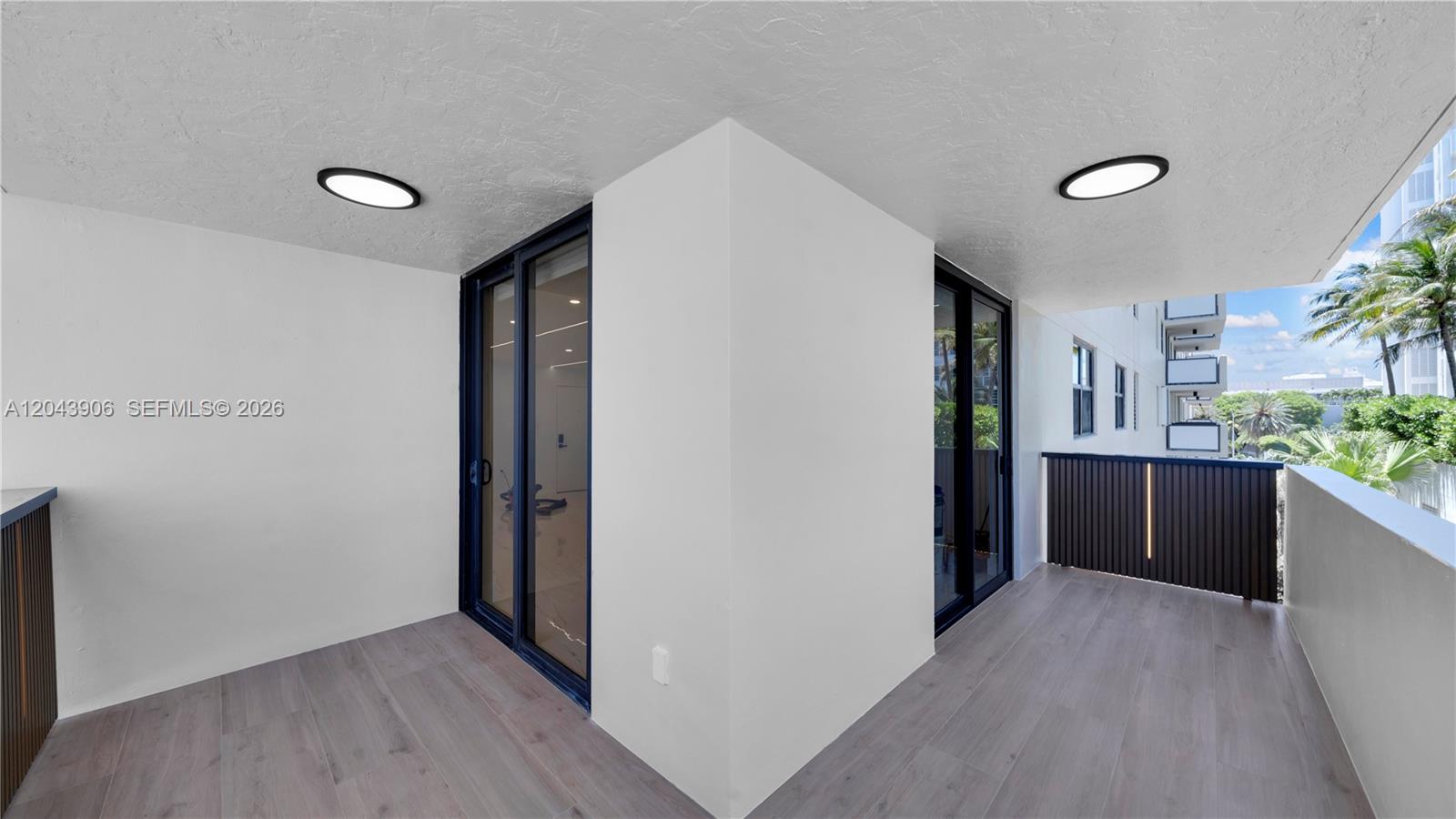 1623 Collins Avenue 415 Property Photo 4