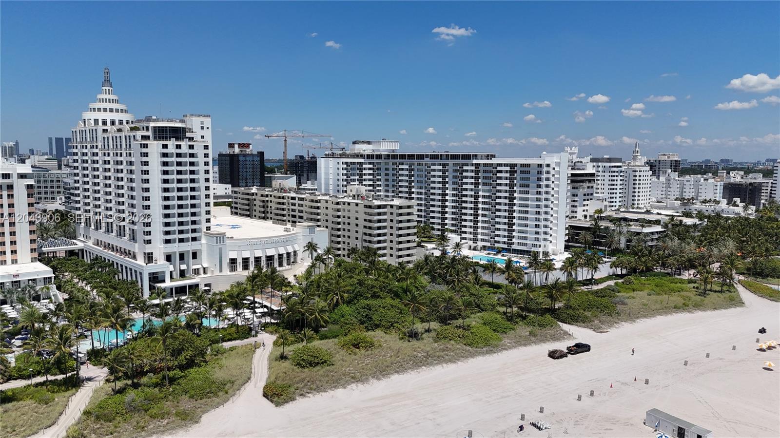 1623 Collins Avenue 415 Property Photo 32