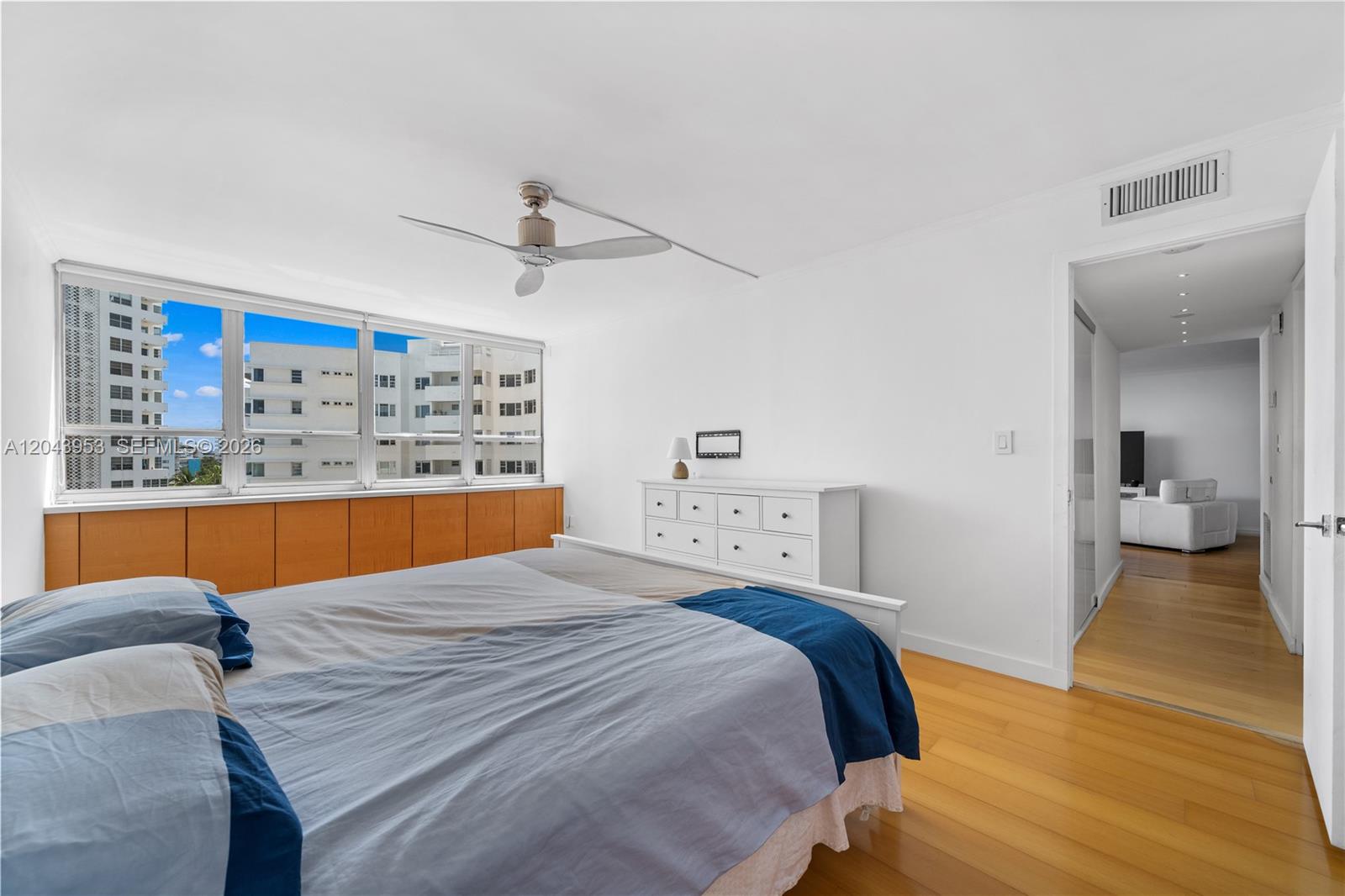 11 Island Avenue 610 Property Photo 4