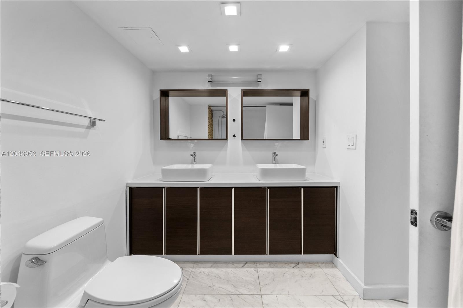 11 Island Avenue 610 Property Photo 29