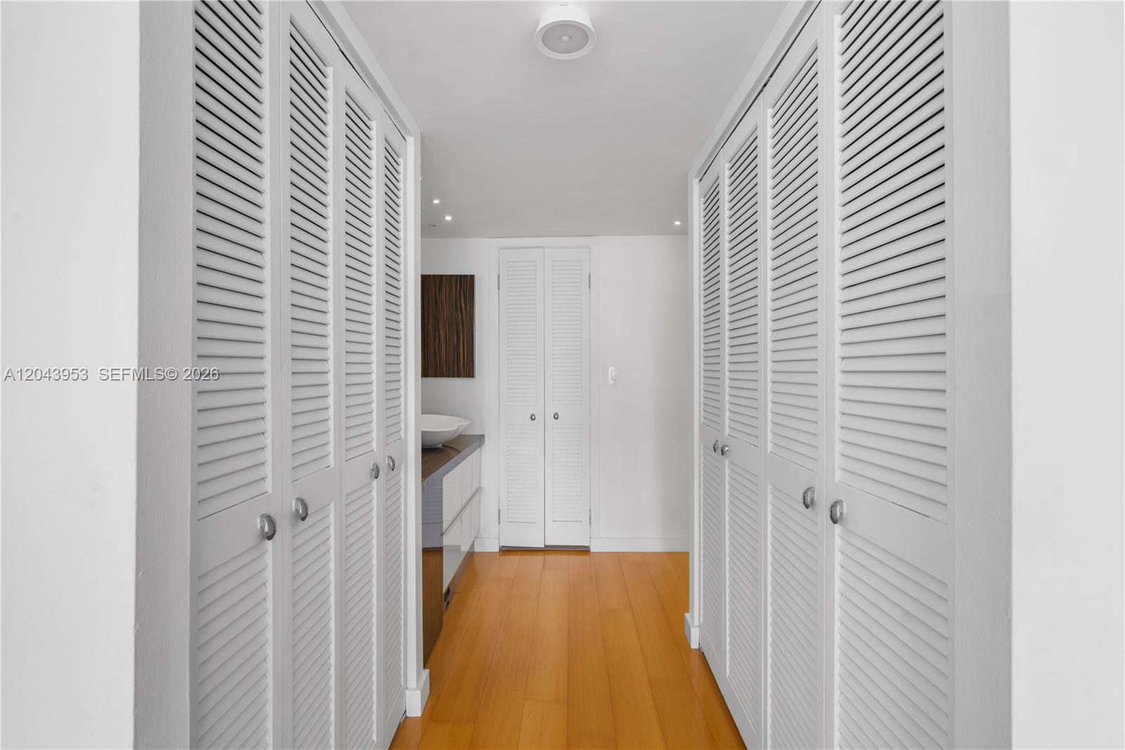 11 Island Avenue 610 Property Photo 35