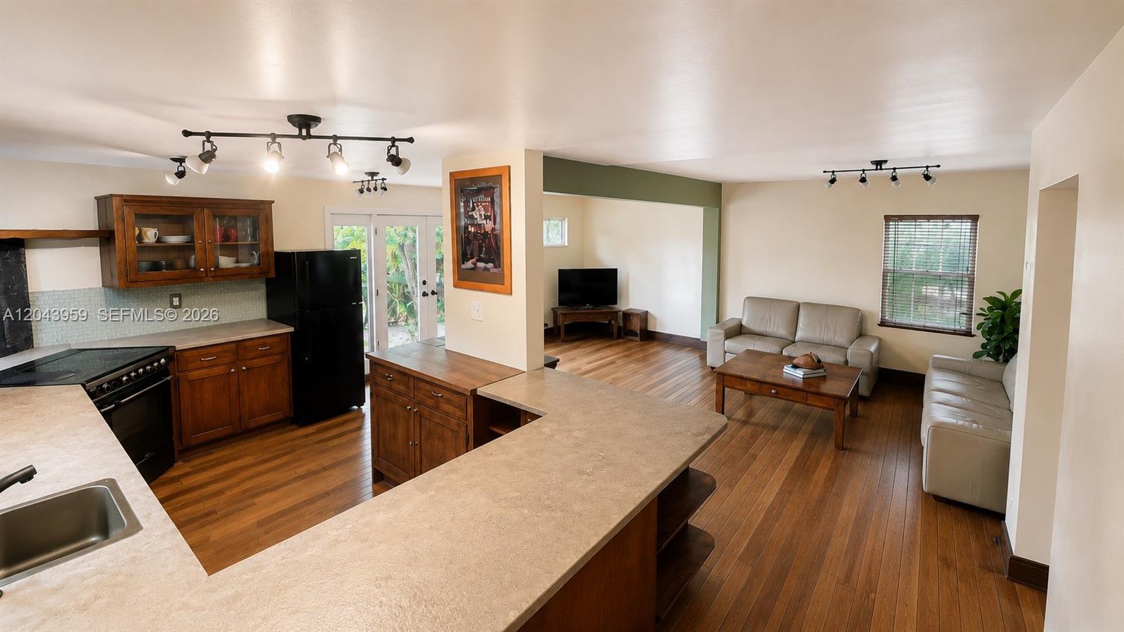 1401 Ne 33rd Street Property Photo 6