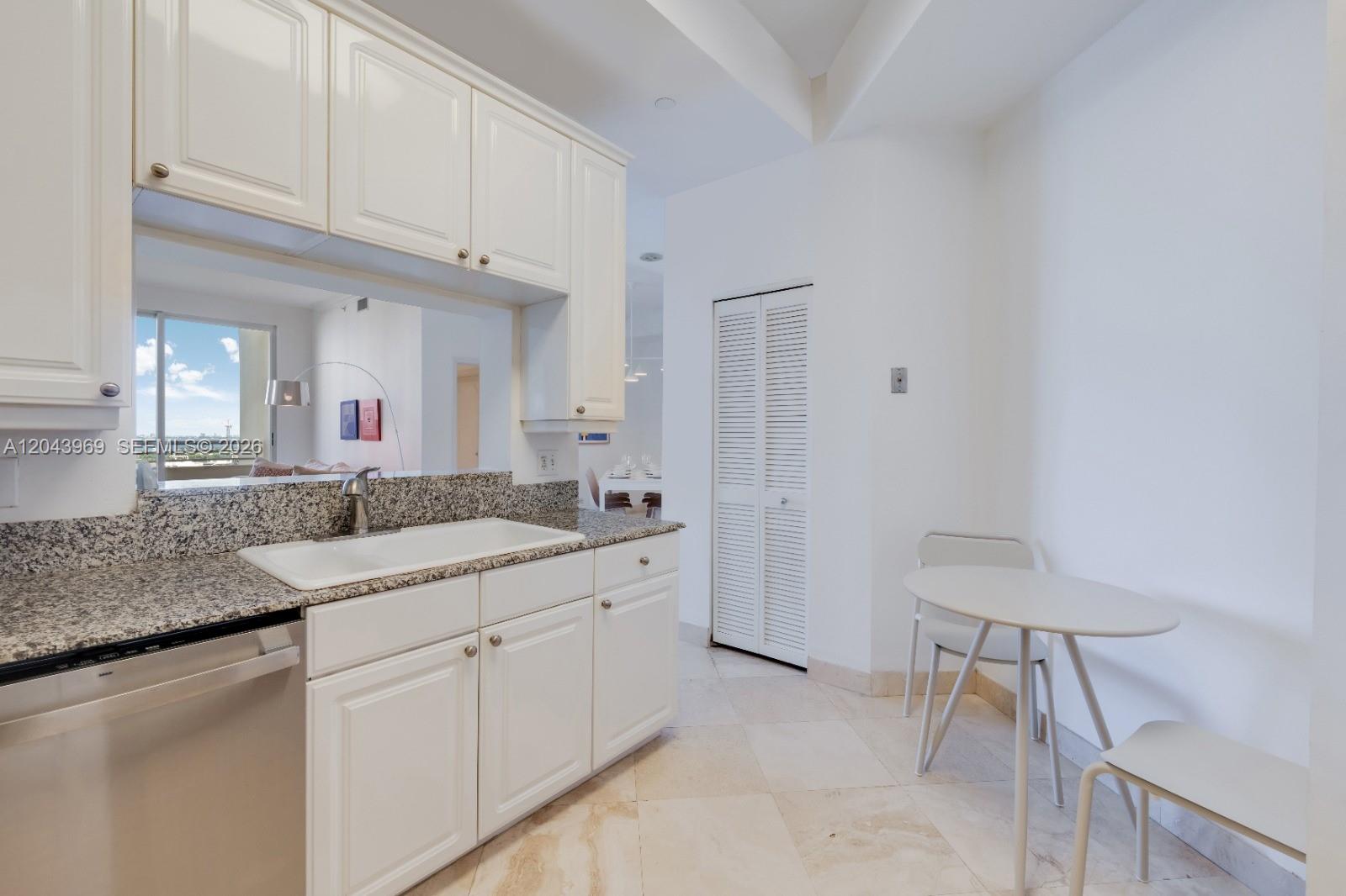 888 Brickell Key Drive 2610 Property Photo 28