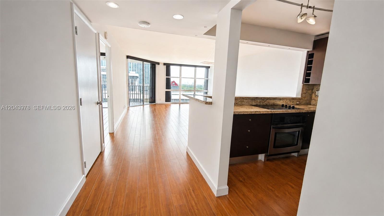 1901 Brickell Avenue B2203 Property Photo 8