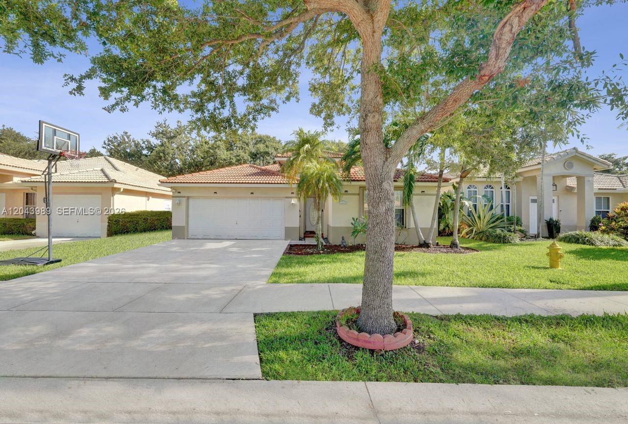 14003 N Cypress Cove Circle Property Photo 2
