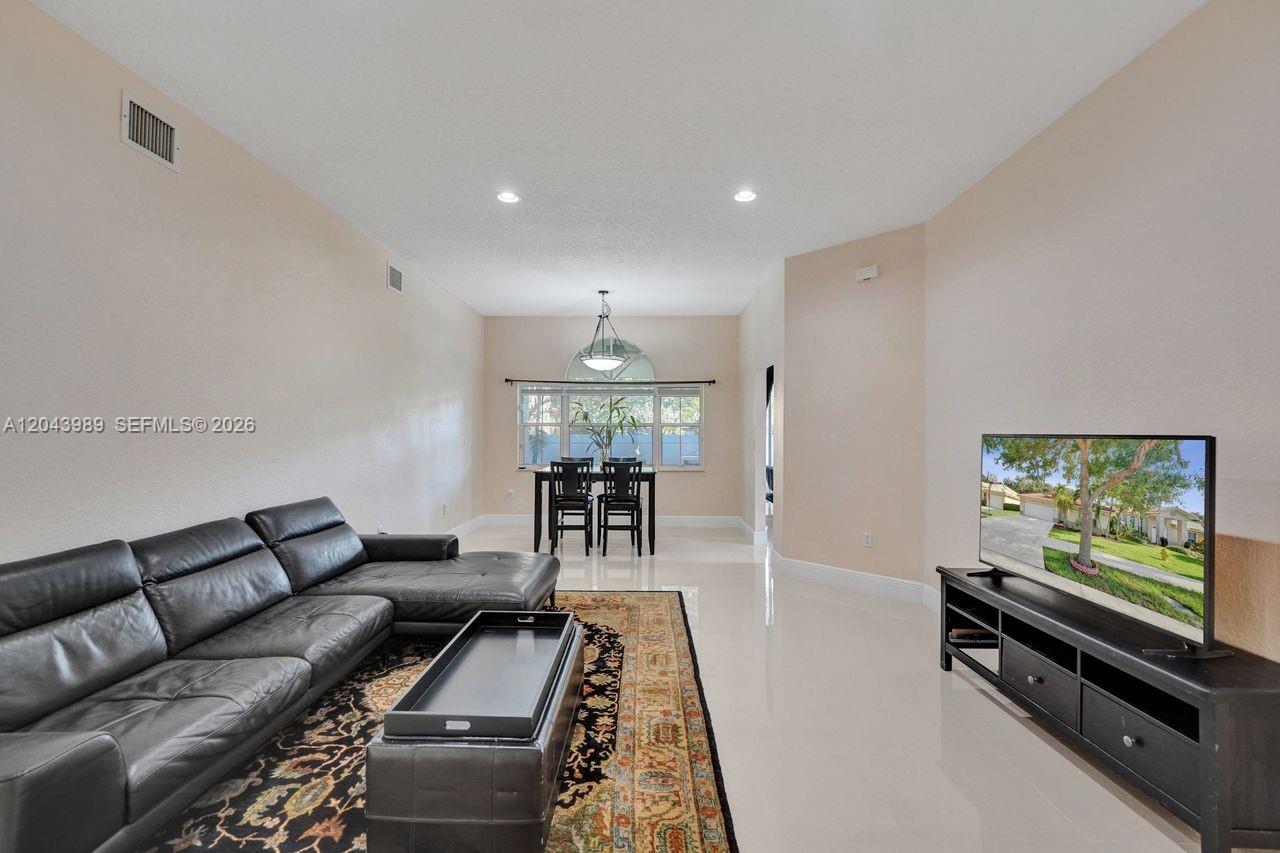 14003 N Cypress Cove Circle Property Photo 45