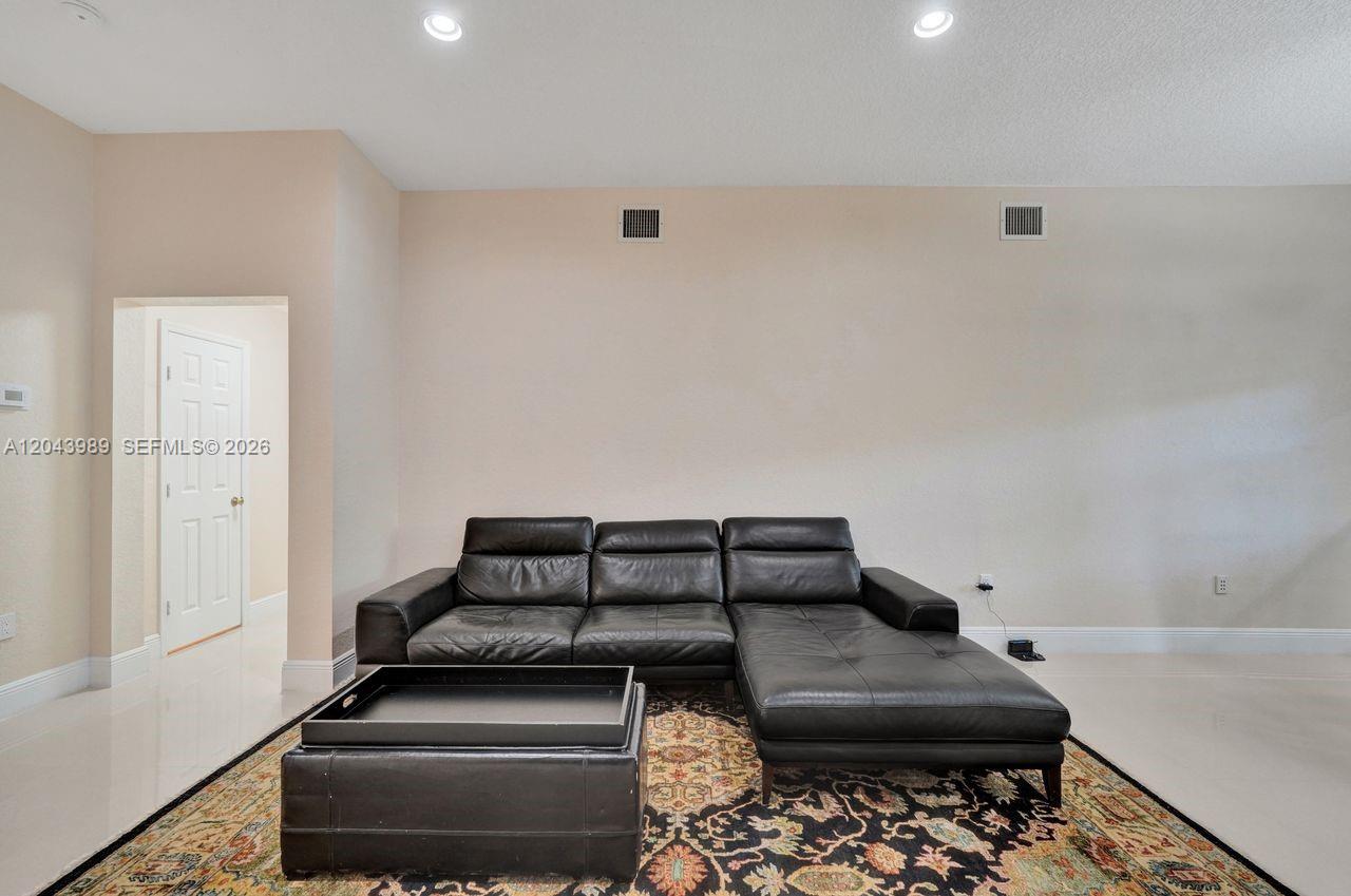 14003 N Cypress Cove Circle Property Photo 48