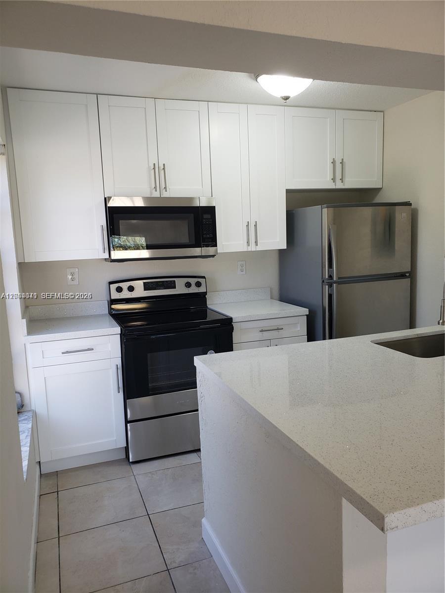 4550 W 16th Avenue 301 Property Photo 17