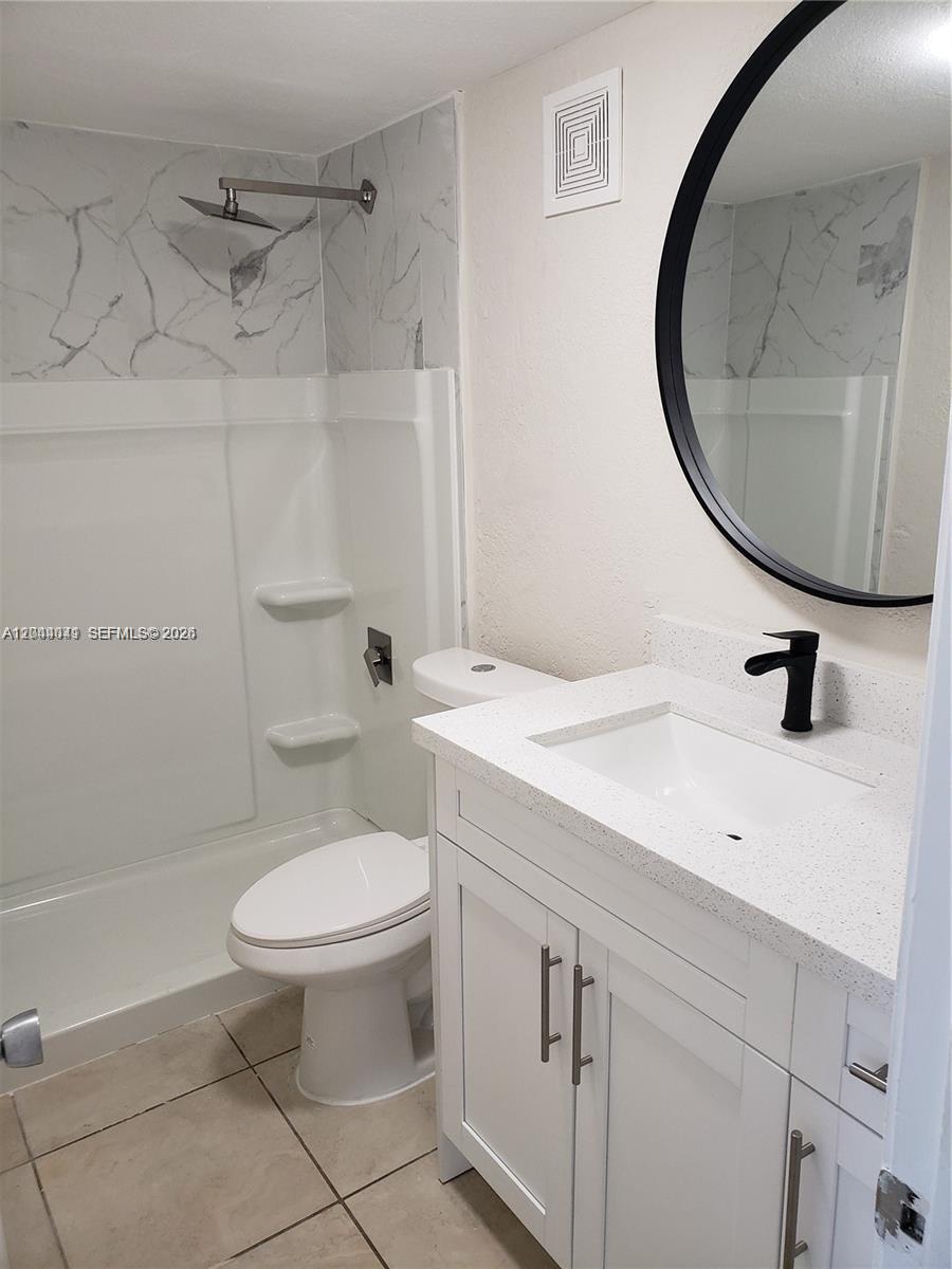 4550 W 16th Avenue 301 Property Photo 22