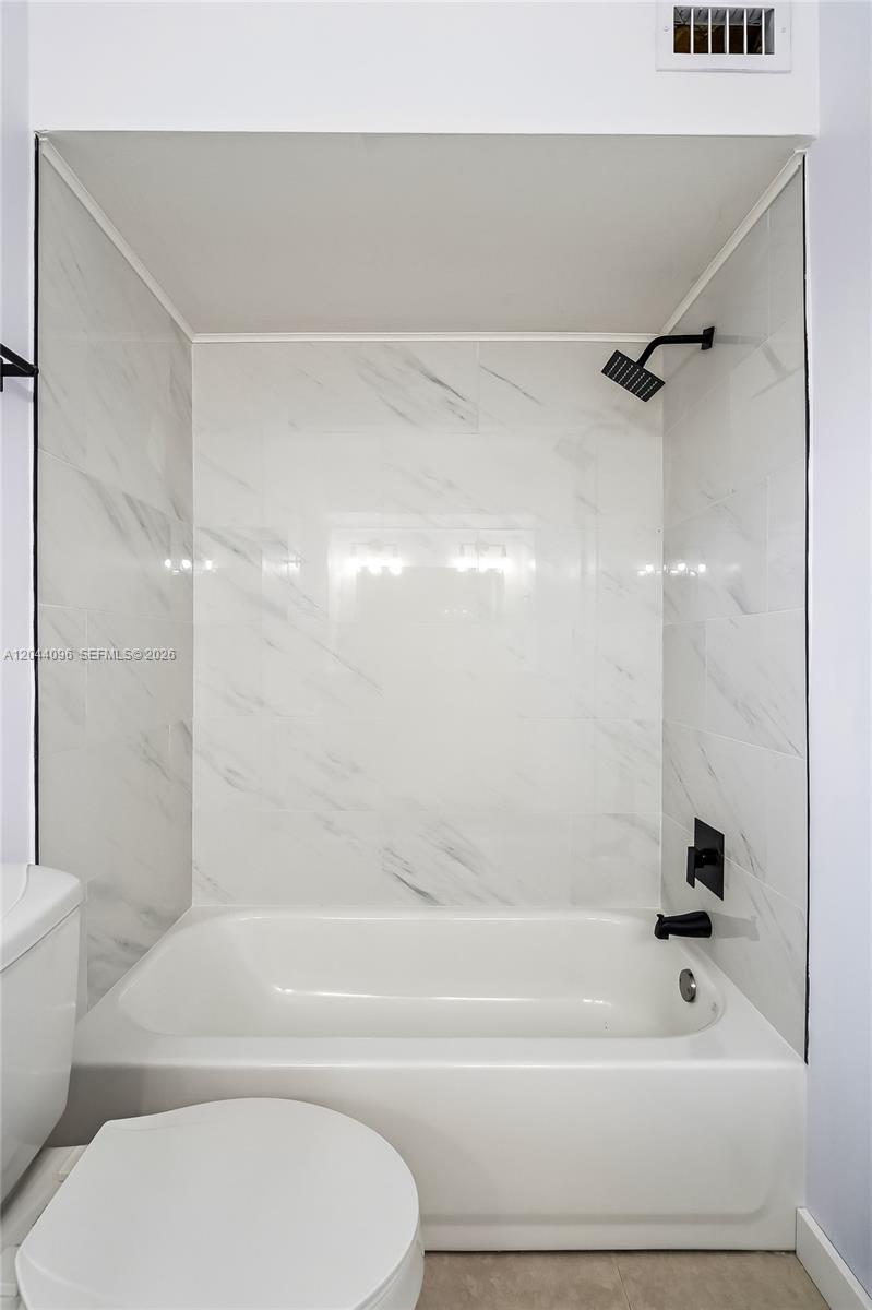106 E Park Lane E Property Photo 20
