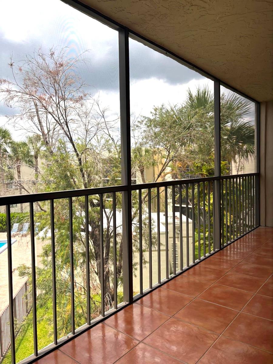 8025 Sw 107th Avenue 313 Property Photo 16