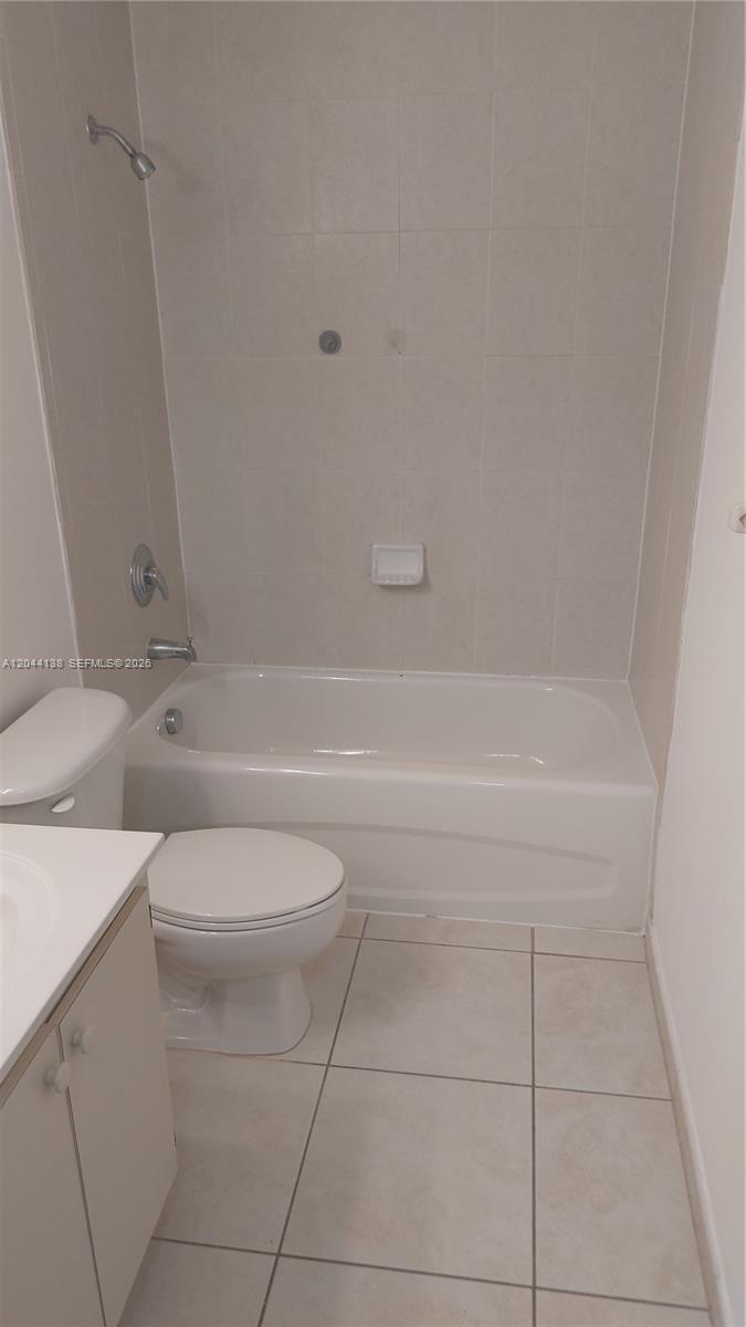 7290 Nw 114th Avenue 206-7 Property Photo 16