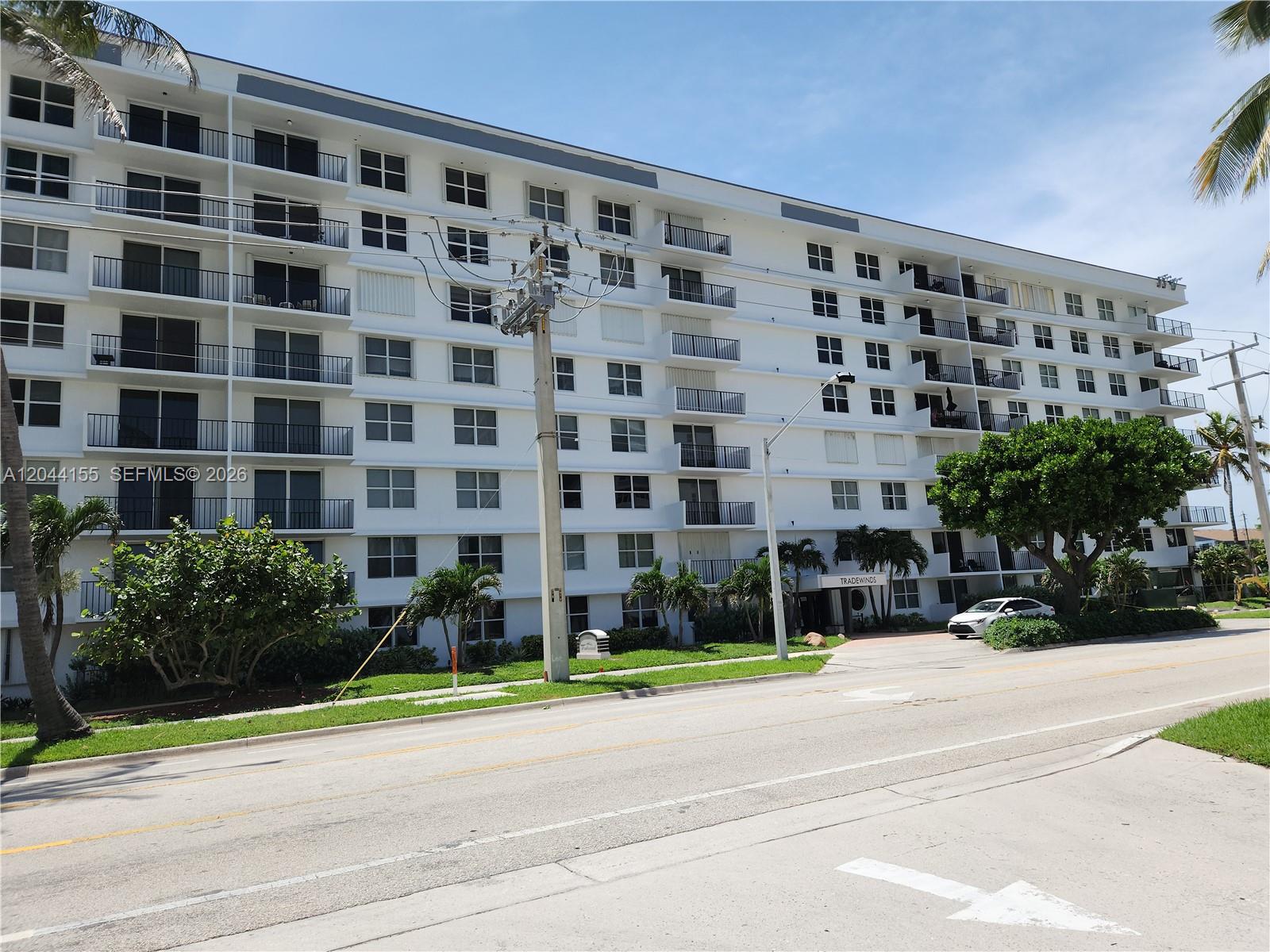 1009 N Ocean Boulevard 411