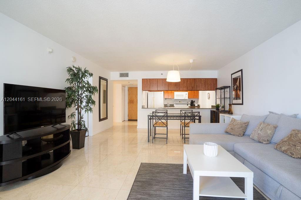 1200 Brickell Bay Drive 2806 Property Photo 9