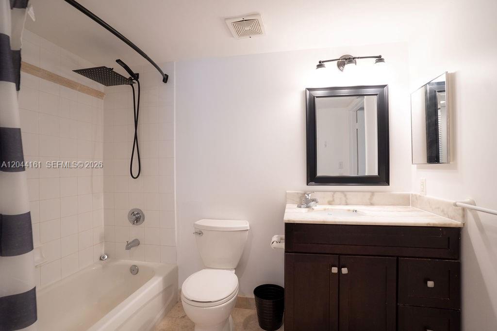 1200 Brickell Bay Drive 2806 Property Photo 19