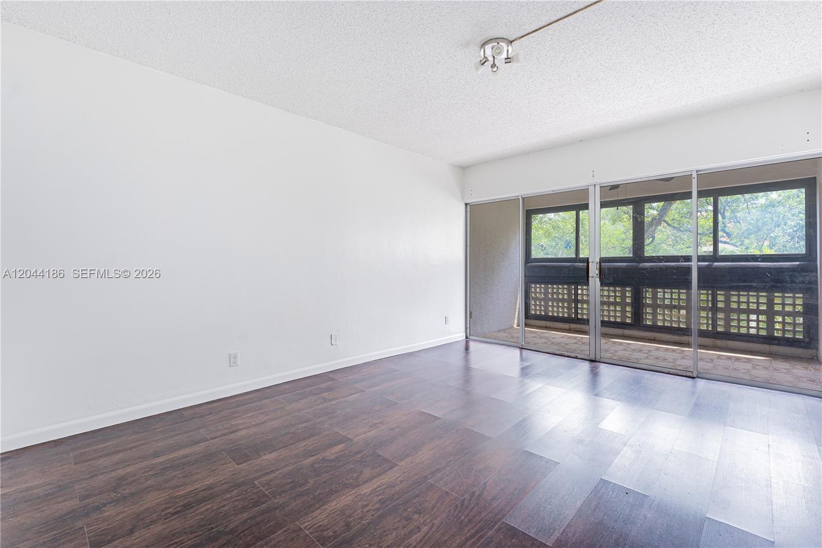 3301 Spanish Moss Terrace 406 Property Photo 12