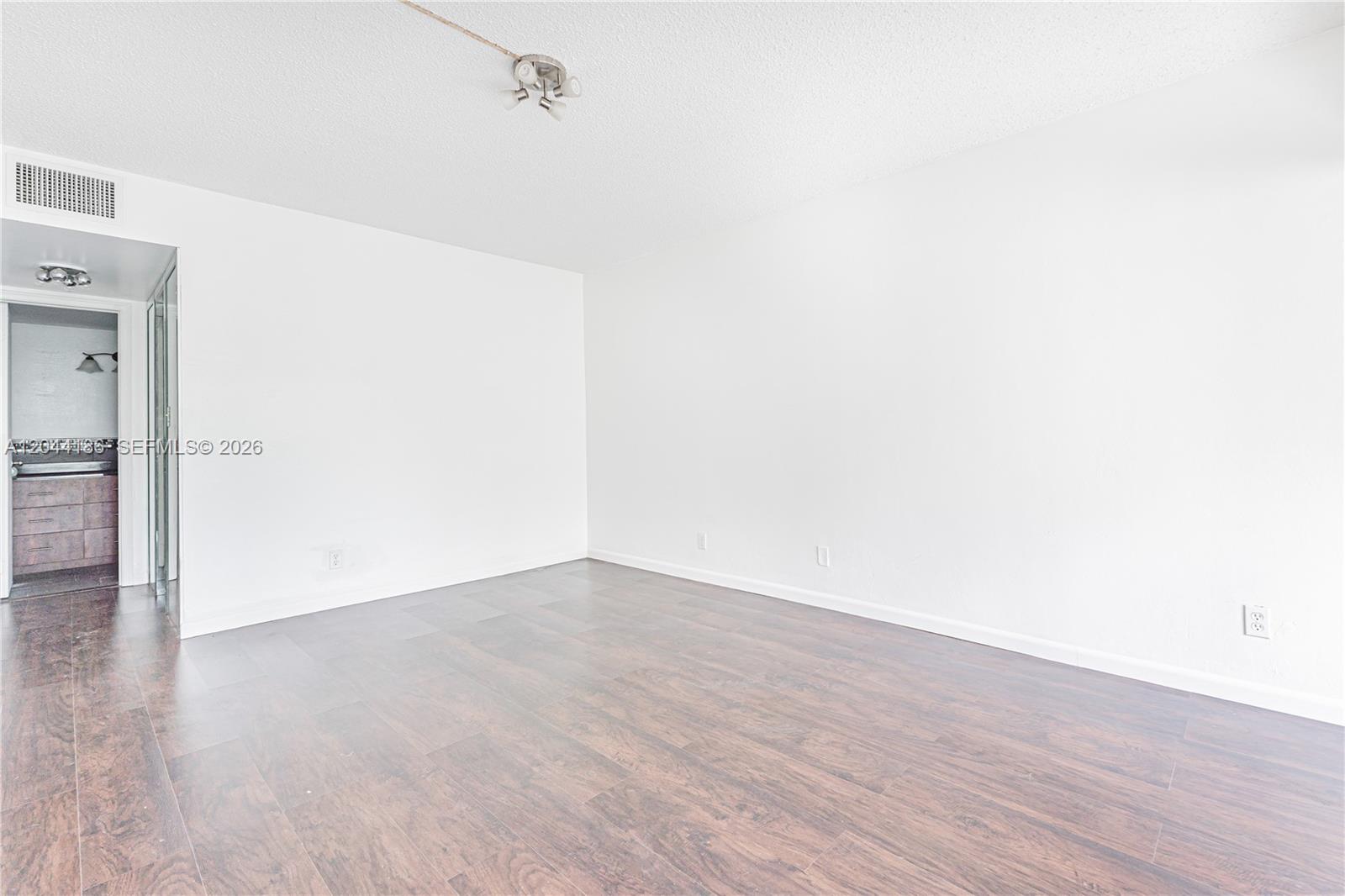 3301 Spanish Moss Terrace 406 Property Photo 13