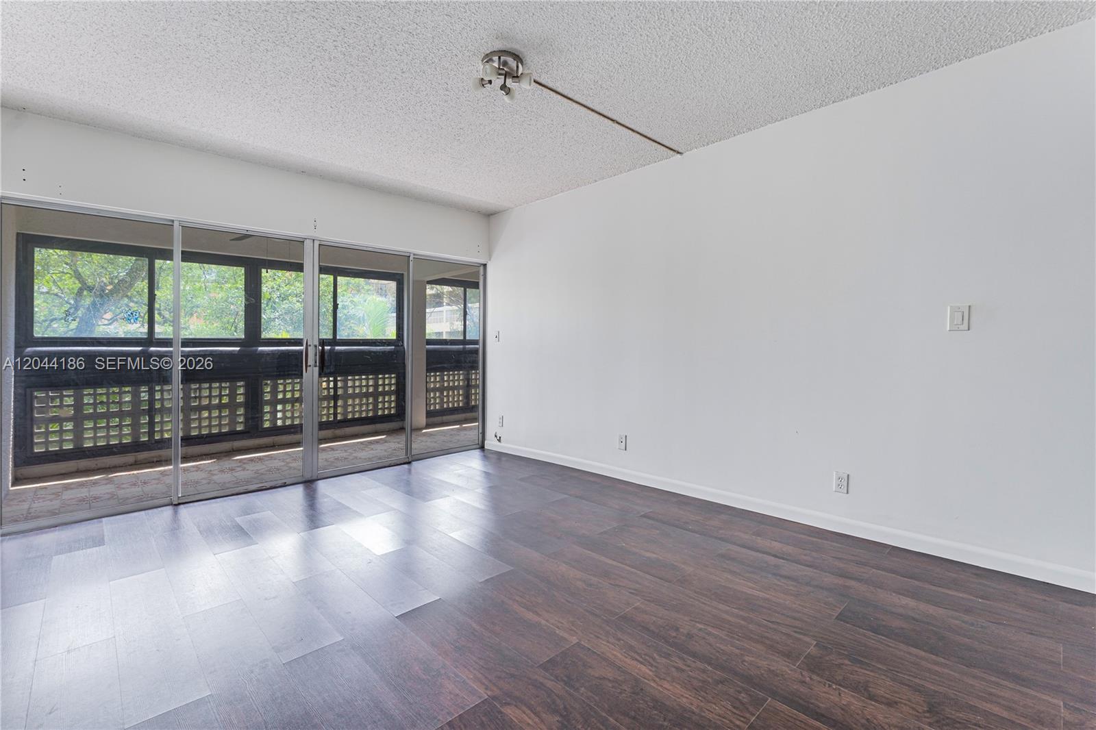 3301 Spanish Moss Terrace 406 Property Photo 15
