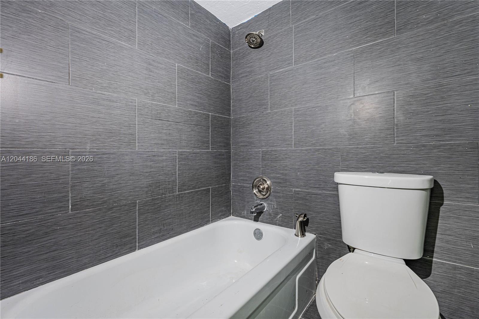 3301 Spanish Moss Terrace 406 Property Photo 20