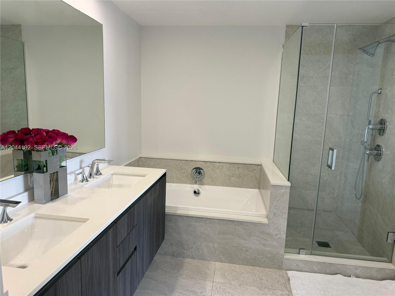488 Ne 18th Street 2701 Property Photo 15