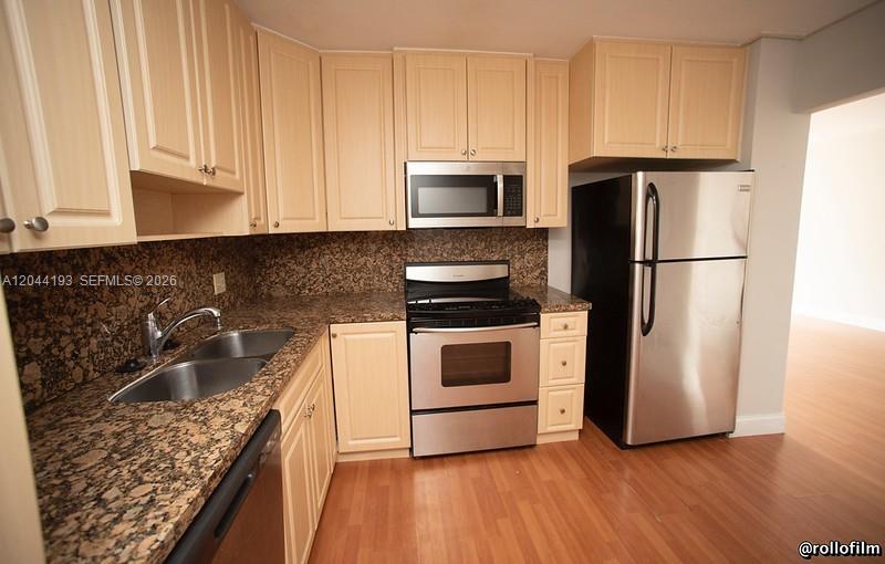 2801 Ne 183rd Street 709w Property Photo 15