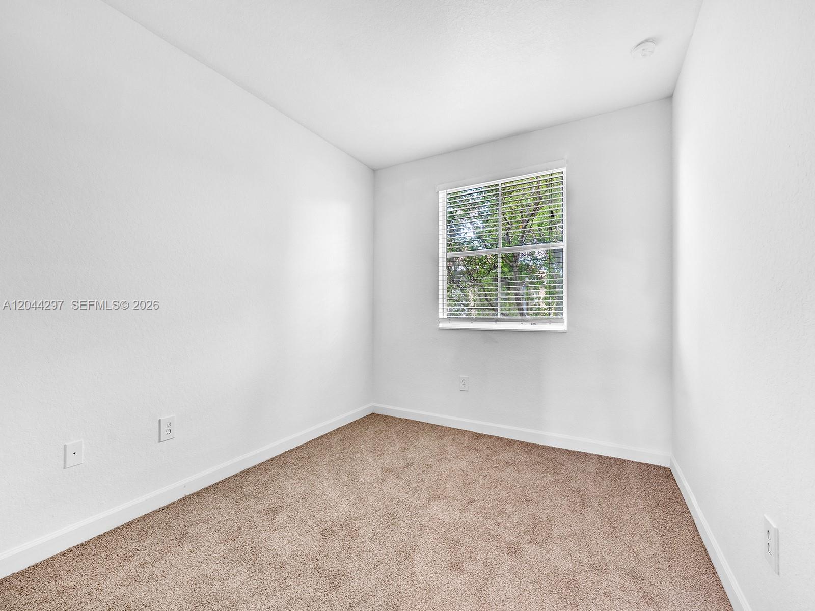 2482 Se 15th Court Property Photo 23