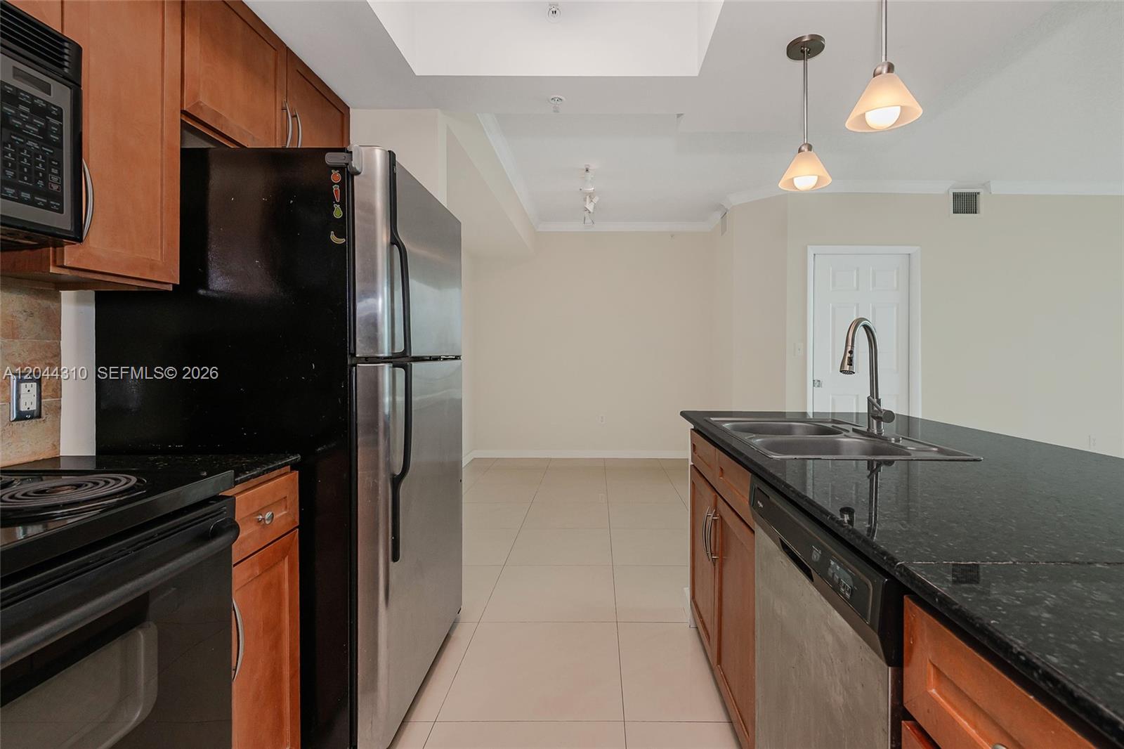 2000 N Bayshore Drive 516 Property Photo 13