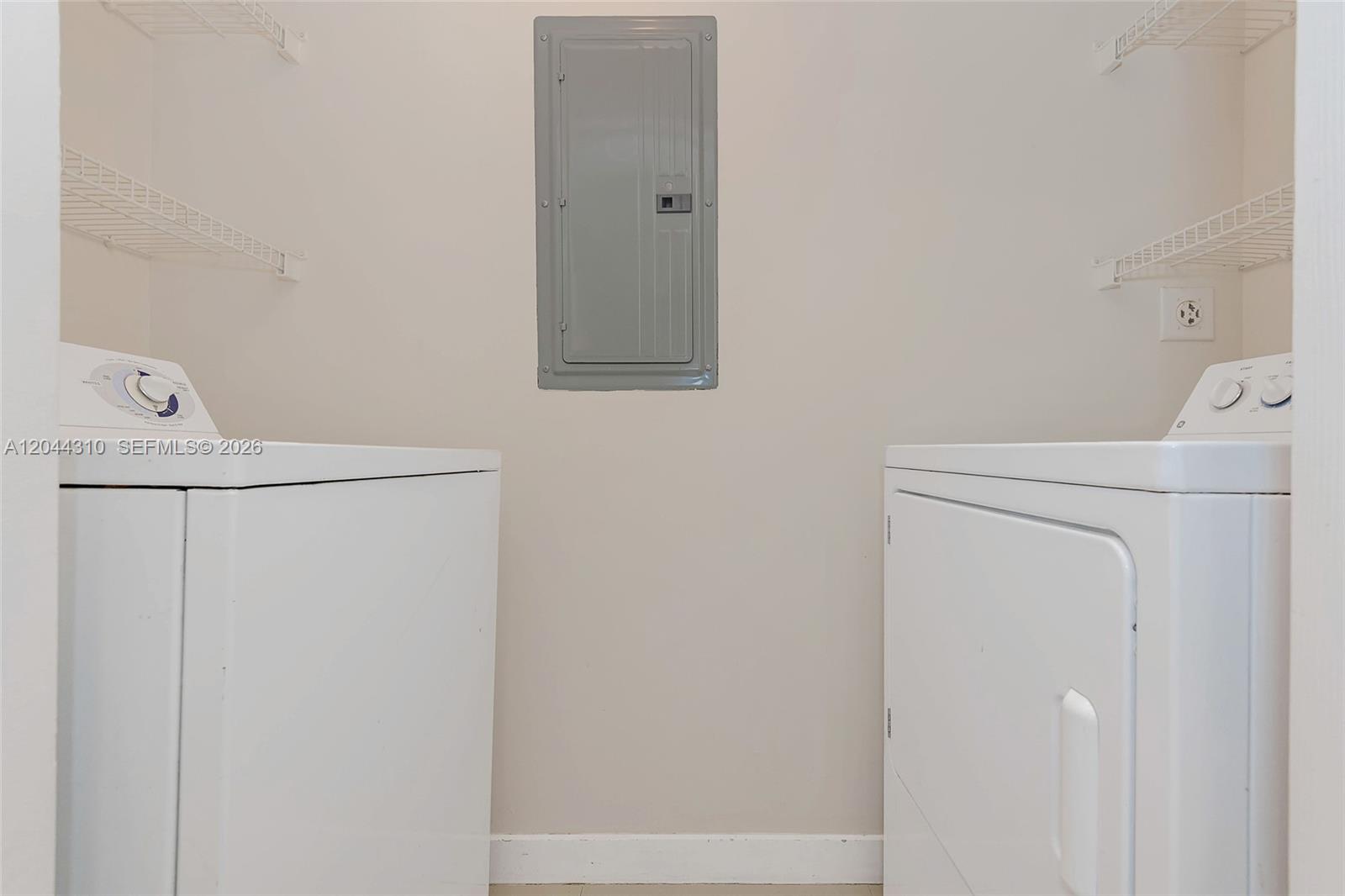 2000 N Bayshore Drive 516 Property Photo 20