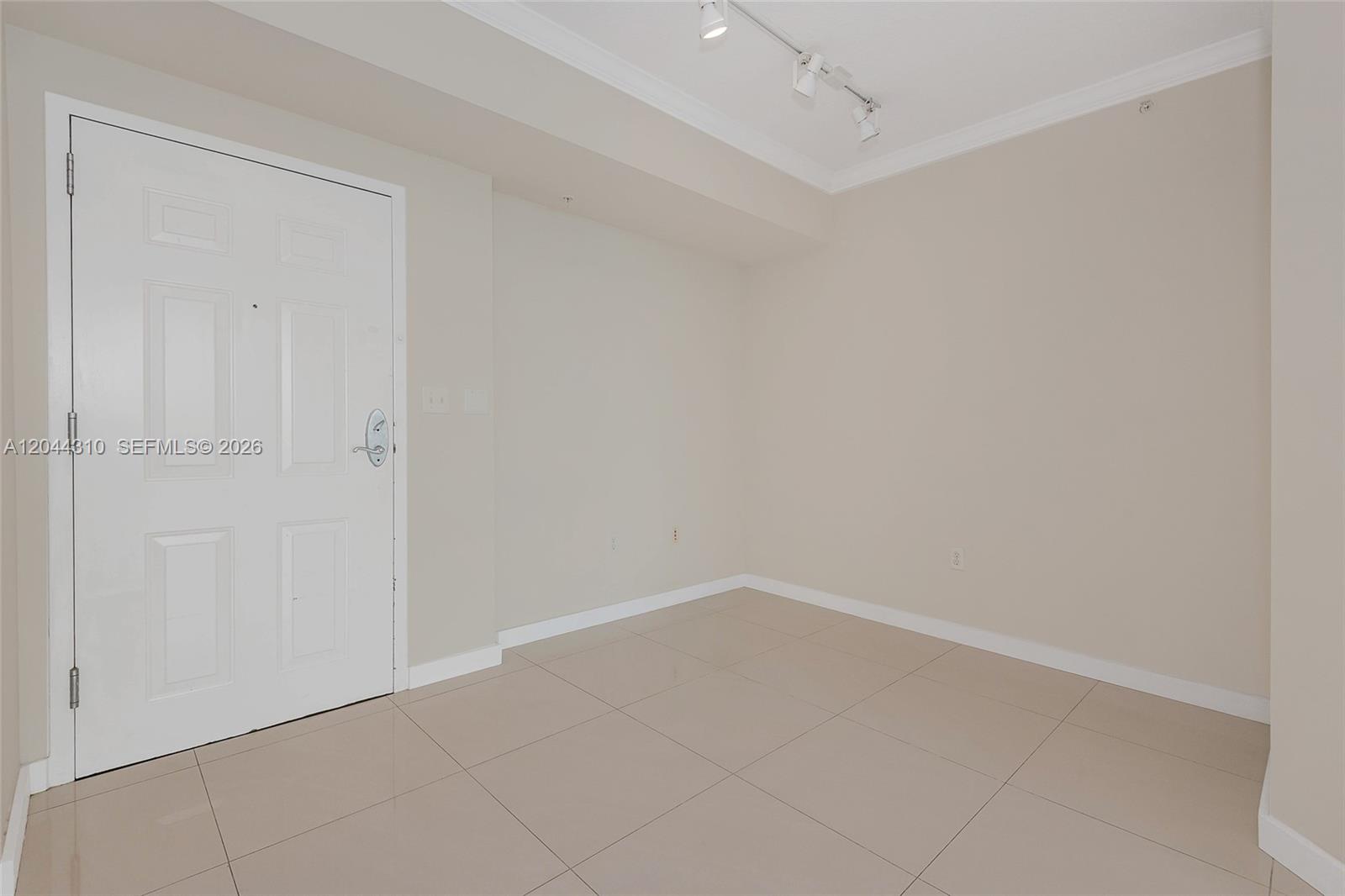 2000 N Bayshore Drive 516 Property Photo 21