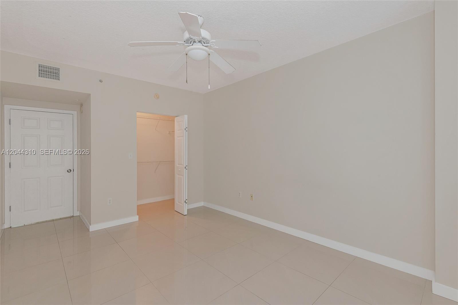 2000 N Bayshore Drive 516 Property Photo 31