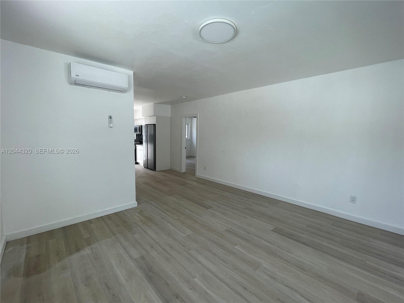 2120 Biarritz Drive 1 Property Photo 8