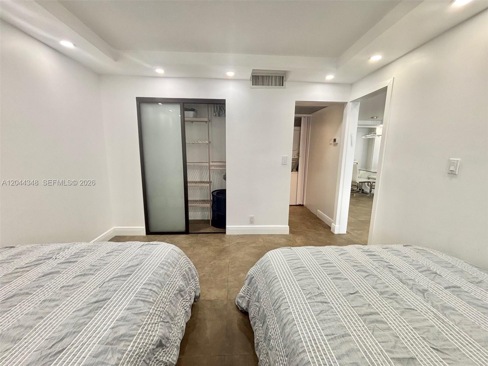 2030 S Ocean Drive 423 Property Photo 15