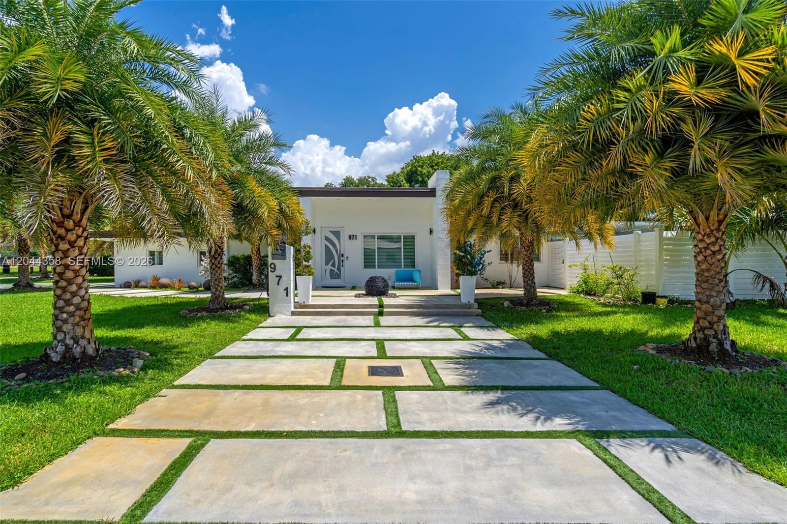 A12044358 Property Photo 1