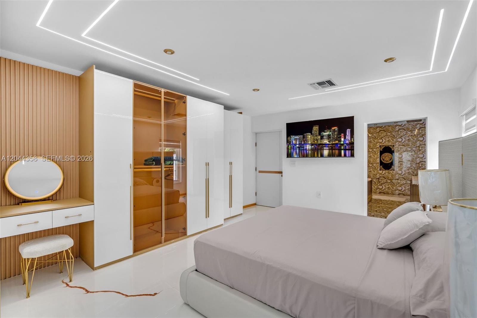 A12044358 Property Photo 16