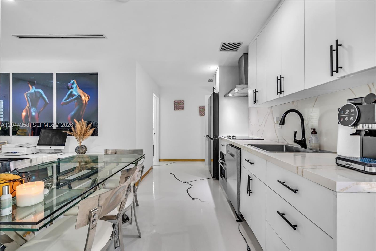 A12044358 Property Photo 28