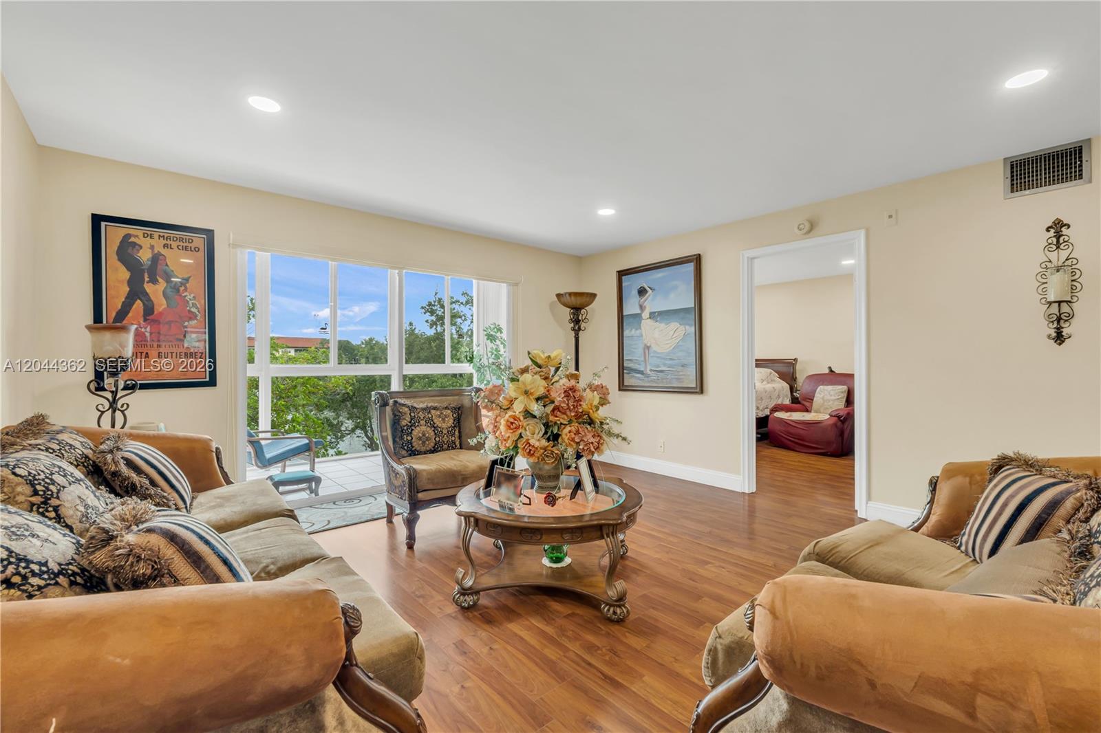 12900 Sw 13th Street 309e Property Photo 17