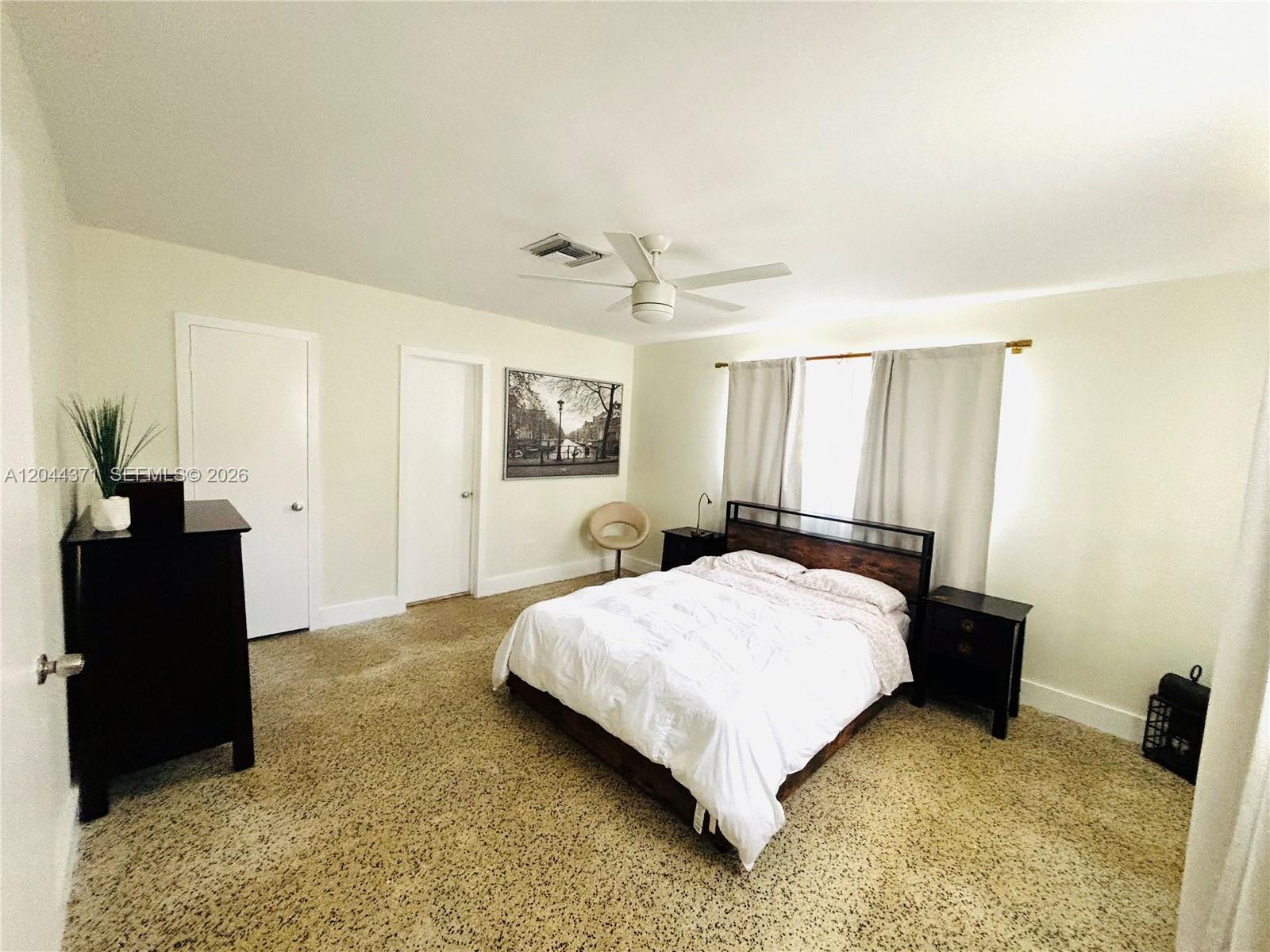 A12044371 Property Photo 2