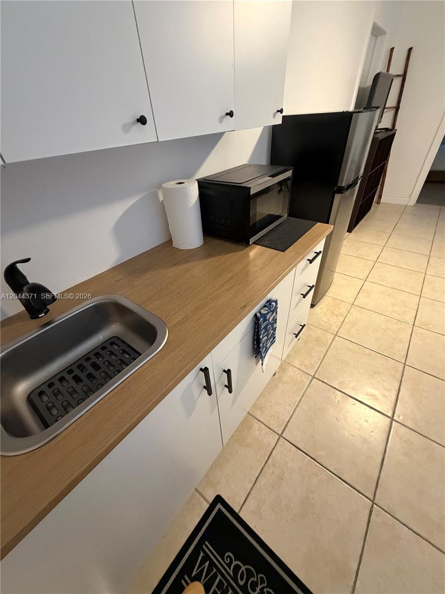 A12044371 Property Photo 7