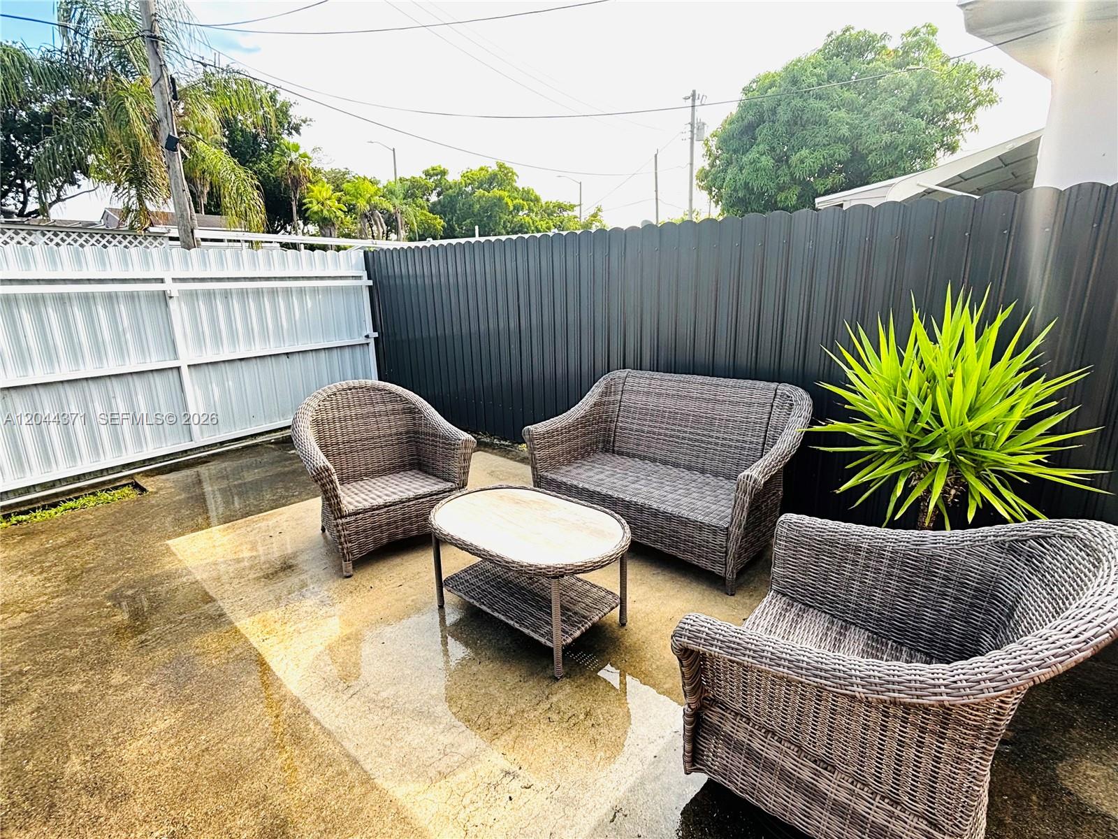 A12044371 Property Photo 16
