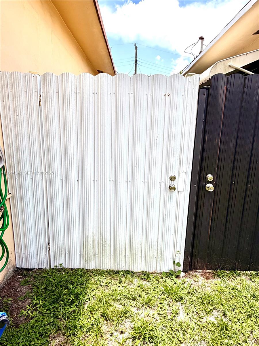 A12044371 Property Photo 20