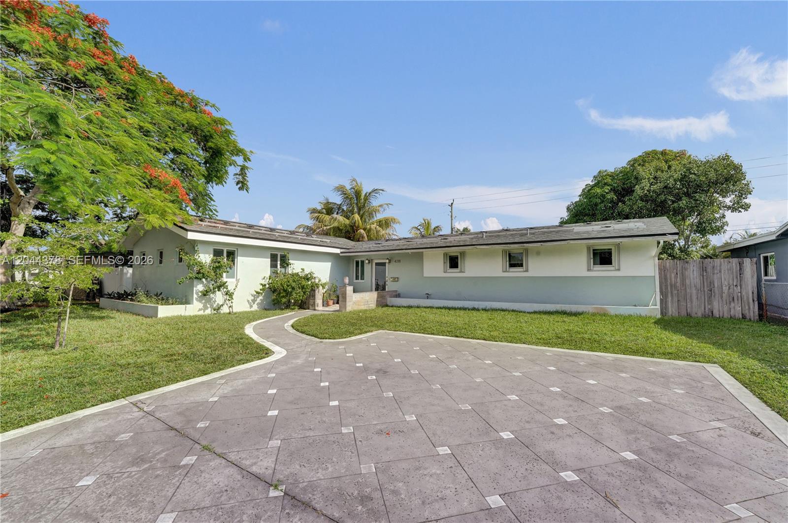 4311 Hayes Street Property Photo 1
