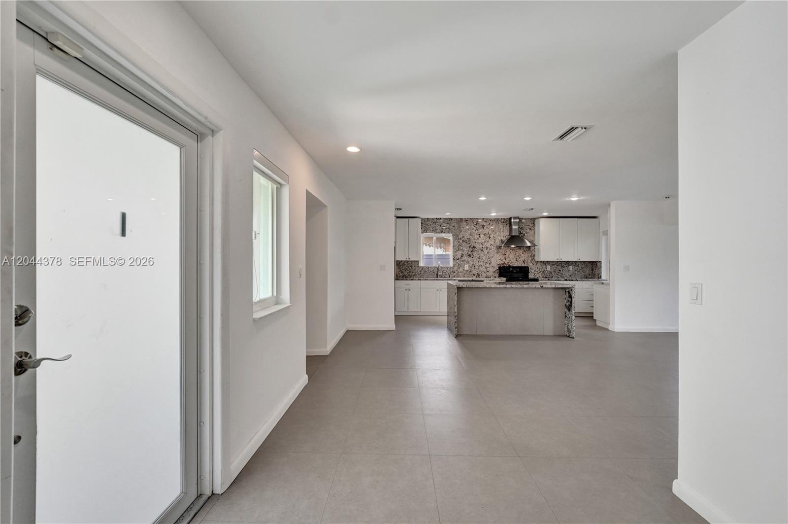 4311 Hayes Street Property Photo 5