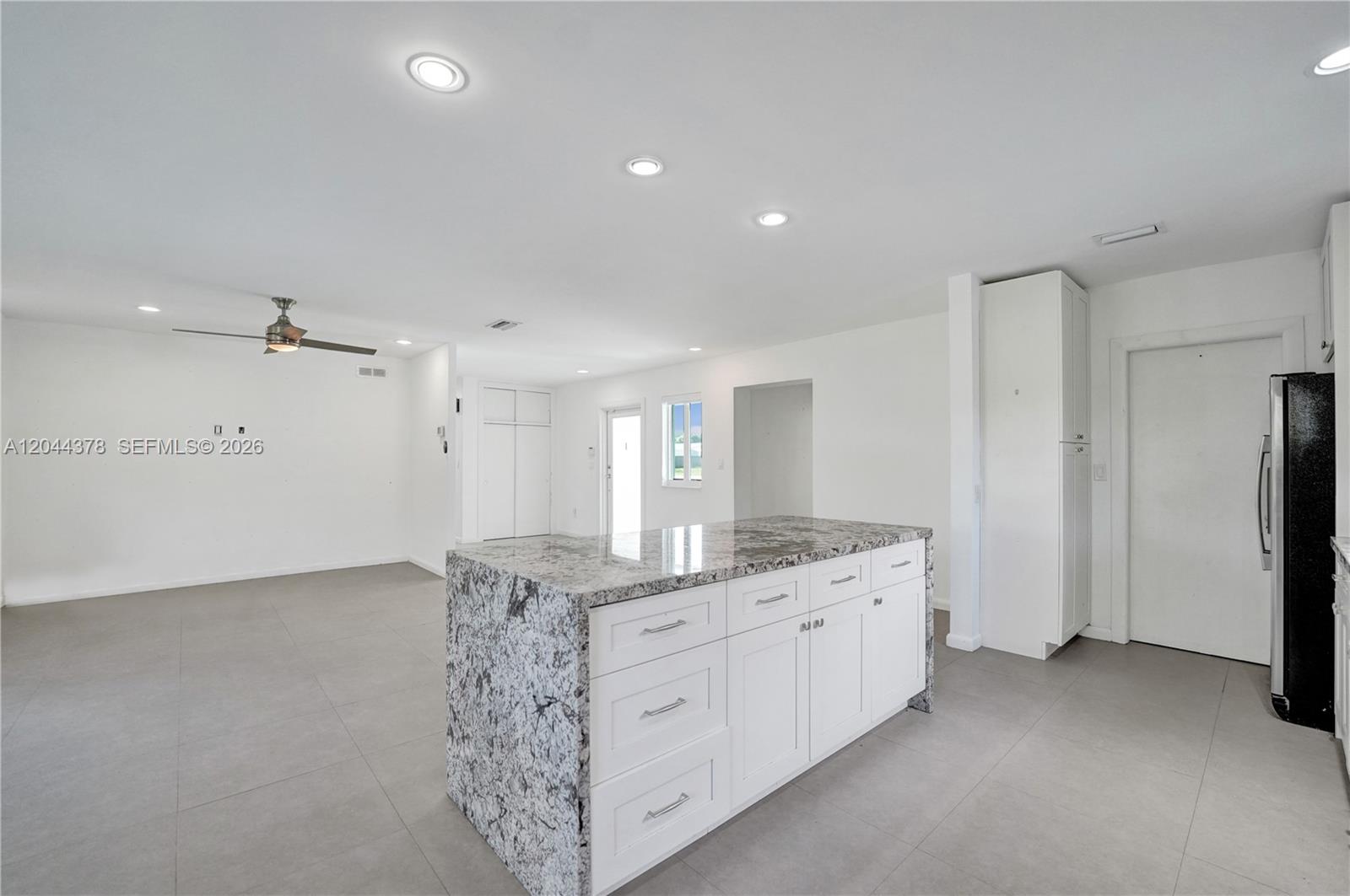 4311 Hayes Street Property Photo 16