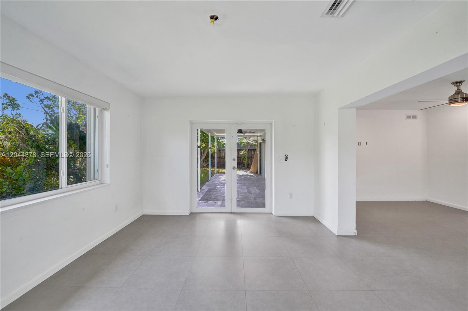 4311 Hayes Street Property Photo 24