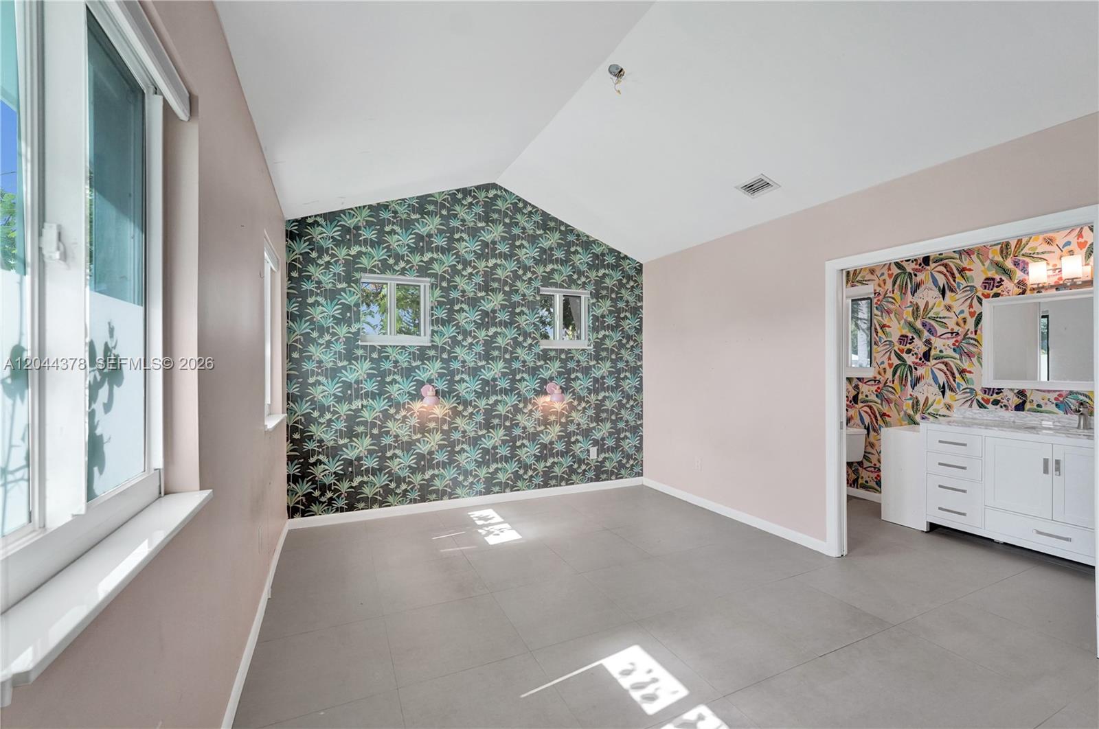 4311 Hayes Street Property Photo 32