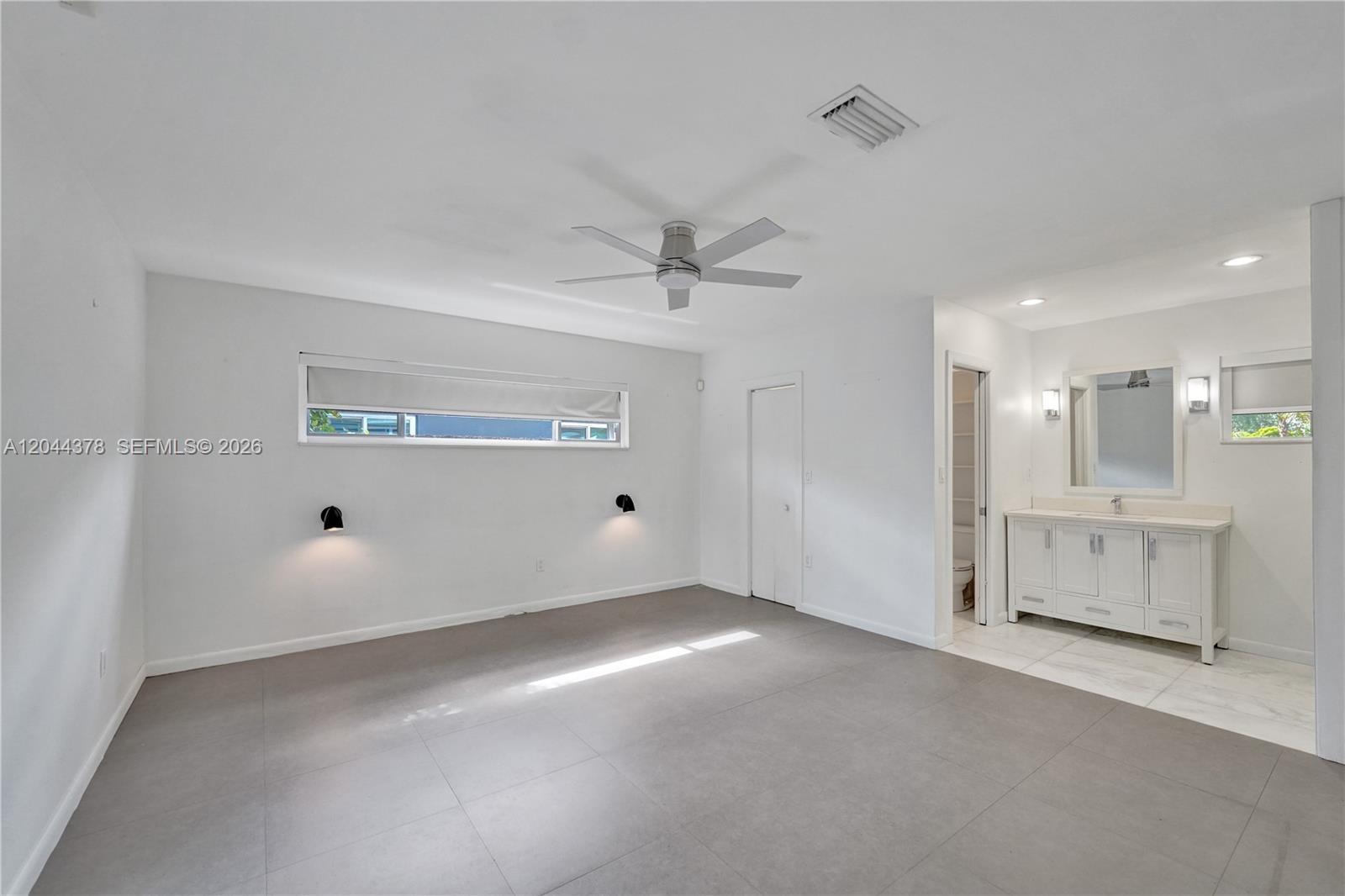 4311 Hayes Street Property Photo 44