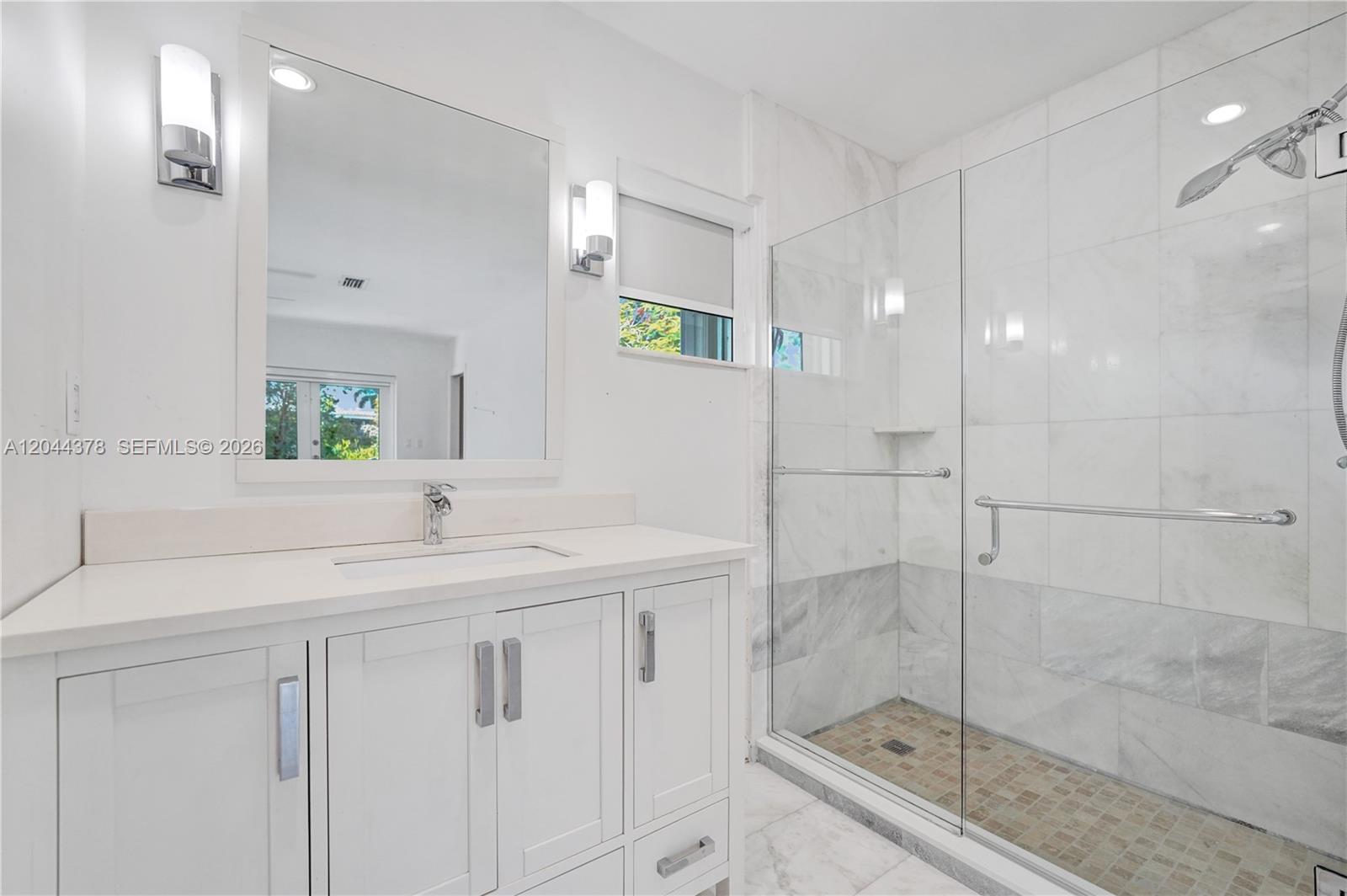 4311 Hayes Street Property Photo 45