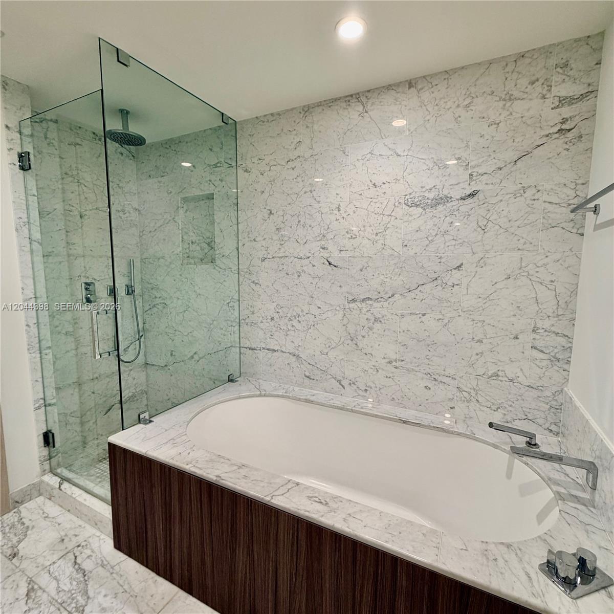 1000 Brickell Plaza 3410 Property Photo 24